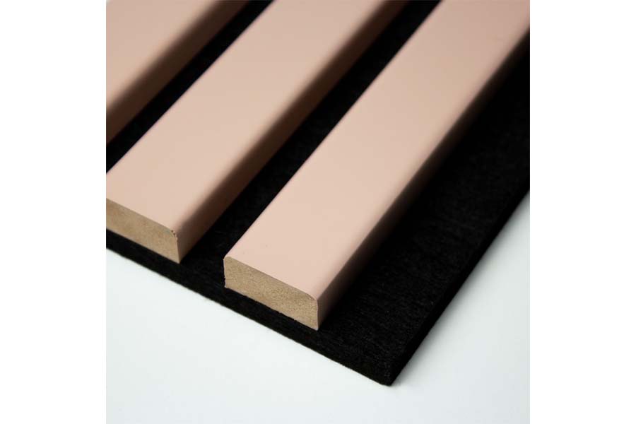 Akustikpaneele, schallabsorbierend, lachsfarbene Lamellen auf schwarzem Filz, Abmessung: 60 x 60 cm