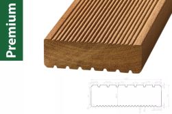 Bangkirai Premium KD, einseitig grob profiliert / einseitig fein geriffelt  45 x 145 mm in den Längen 3,96 m / 4,58 m / 4,88 m - Sichtseite grob geriffelt