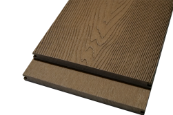 WPC Massivdiele WoodoKorsika, 18 (S) x 249 (B) mm, braun, einseitig 3D Holzoptik / einseitig gebürstet in 4 und 5 m, beidseitig begehbar