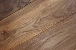 Massivholzdielen Eiche 20 x 186 mm, geräuchtert, gebürstet, geölt, Länge: 500 - 2000 mm (1 PE / 1 m²)