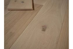 Eiche Parkett, Landhausdiele, unsichtbar lackiert 14 x 220 x 2200 mm, Sortierung natur (2,904 m² / Paket)