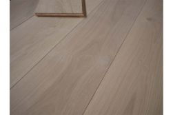 Eiche Parkett, Landhausdiele, naturbelassen, 14 x 190 x 1900 mm, Sortierung natur (2,888 m² / Paket)