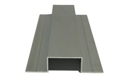 Resysta Alu Unterkonstruktion für Fassadenverkleidung in 4 m, blank