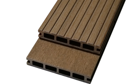 WPC Hohlkammerdiele WoodoRhodos, 20 (S) x 120 (B) mm, braun, einseitig geriffelt / einseitig glatt gebürstet in 2,4 m, 4 m oder 5 m, beidseitig begehbar