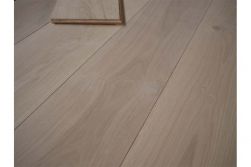 Eiche Parkett, Landhausdiele, naturbelassen, 14 x 190 x 1900 mm, Sortierung natur (2,888 m² / Paket)