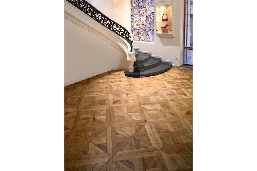 Premium Tafelparkett europäische Eiche, uv geölt, gebürstet, 14 x 390 x 390 mm (1,216 m² / Paket)