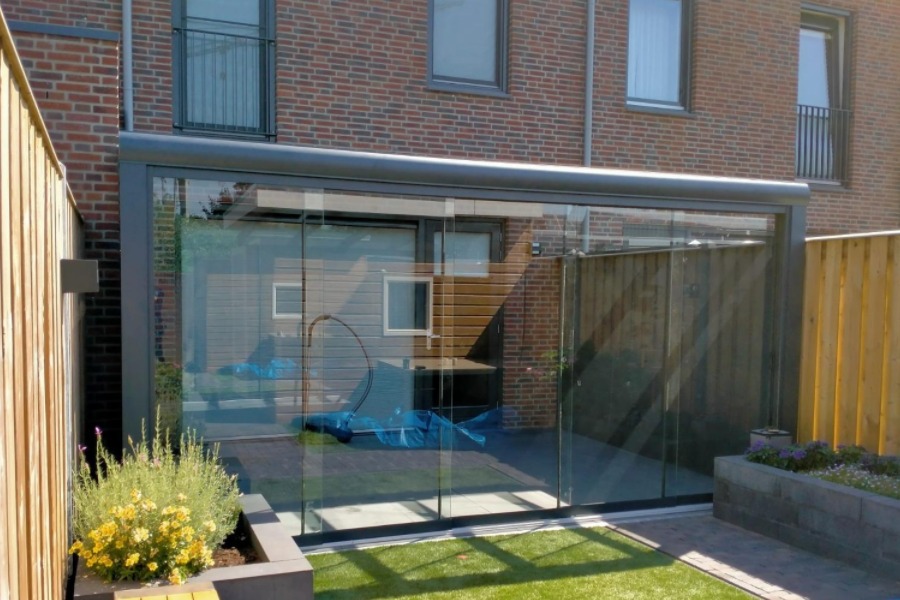 Frontseite Schiebeglas für Terrassenüberdachung, passend für die Serie Estiva und Helios - Breite 600 cm - Schloss rechts